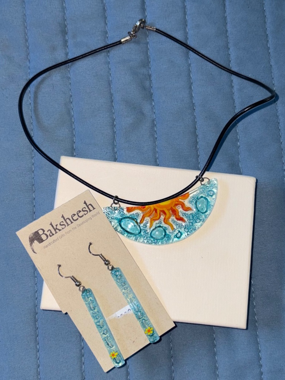Glass sun necklace and earings